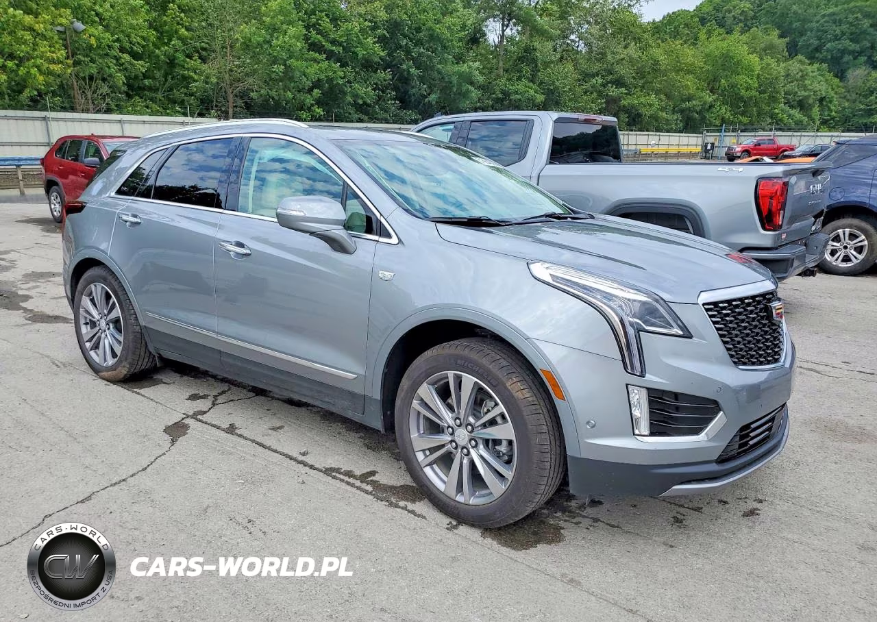 2026 Cadillac Xt5 Premium Luxury VIN:1GYKNDRS1TZ100396 - 4