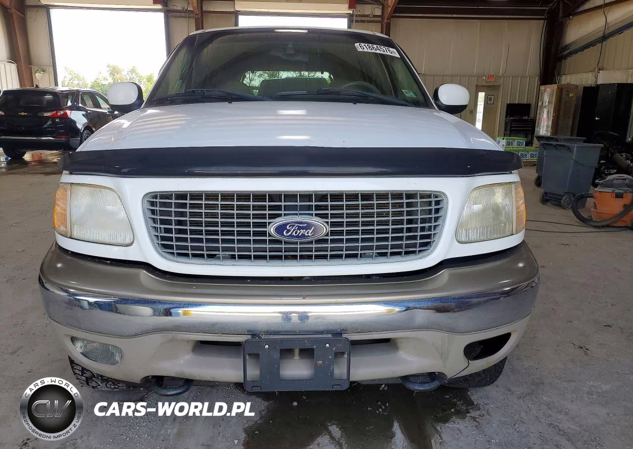 2000 Ford Expedition Eddie Bauer VIN:1FMPU18L1YLC35746 - 5