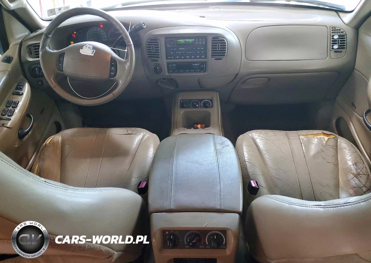 2000 Ford Expedition Eddie Bauer VIN:1FMPU18L1YLC35746 - 8