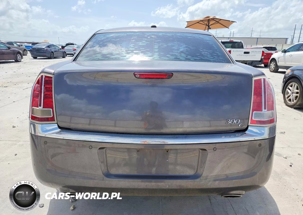 2014 Chrysler 300C VIN:2C3CCAEGXEH183768 - 6
