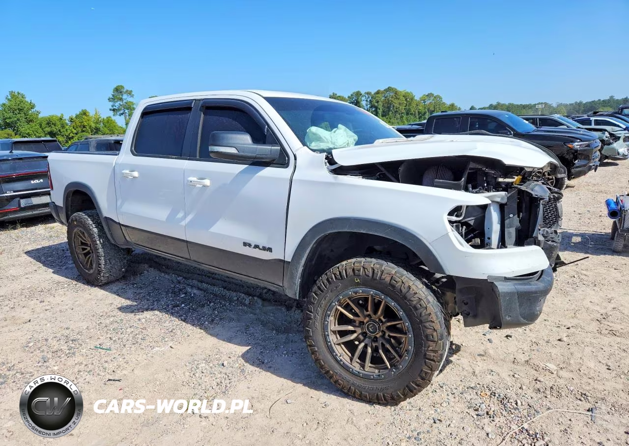 2019 Ram 1500 Rebel VIN:1C6SRFLT4KN721748 - 4
