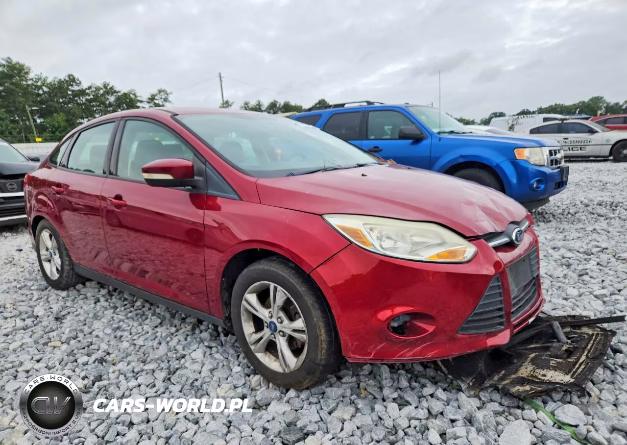 2013 Ford Focus Se VIN:1FADP3F27DL176397 - 4