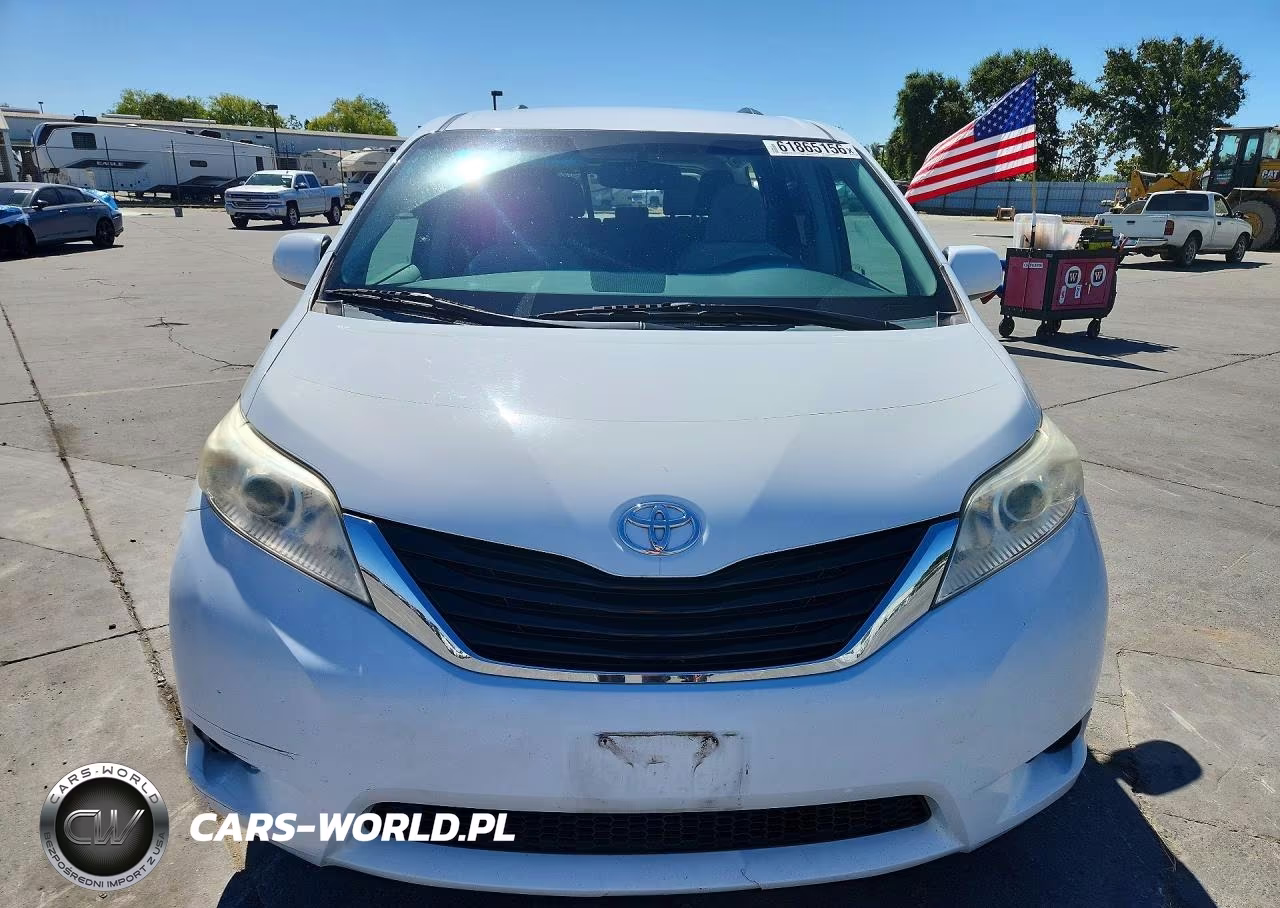 2013 Toyota Sienna Le VIN:5TDJK3DC3DS050866 - 5
