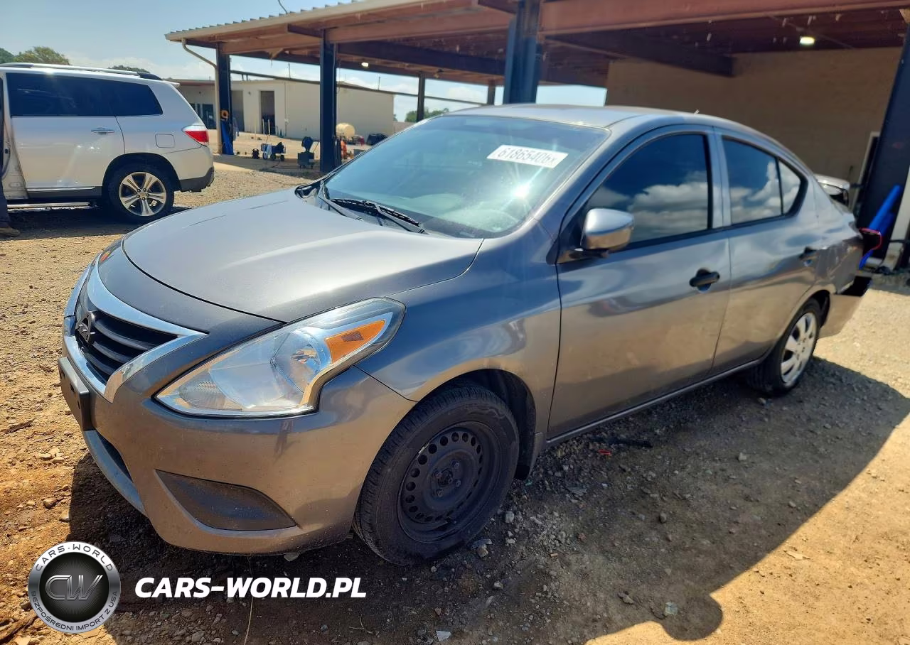 2017 Nissan Versa 1.6 S Plus