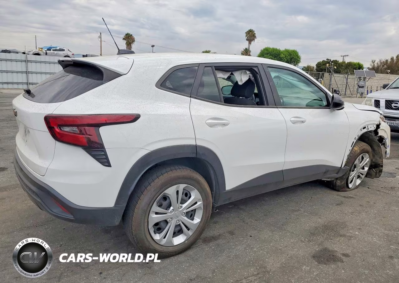 2024 Chevrolet Trax Ls VIN:KL77LFE25RC183861 - 3