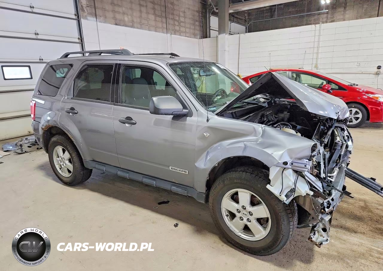 2008 Ford Escape Xlt VIN:1FMCU93128KE81195 - 4