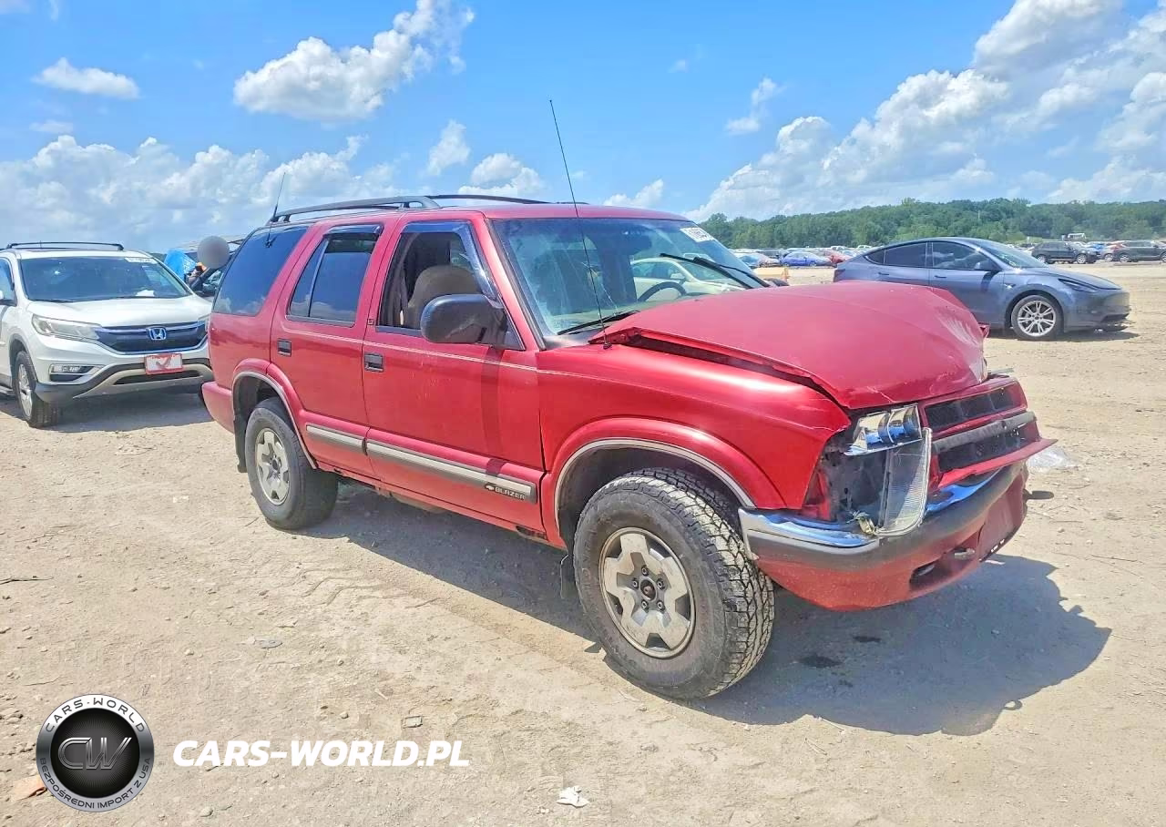 2001 Chevrolet Blazer VIN:1GNDT13W012187218 - 4