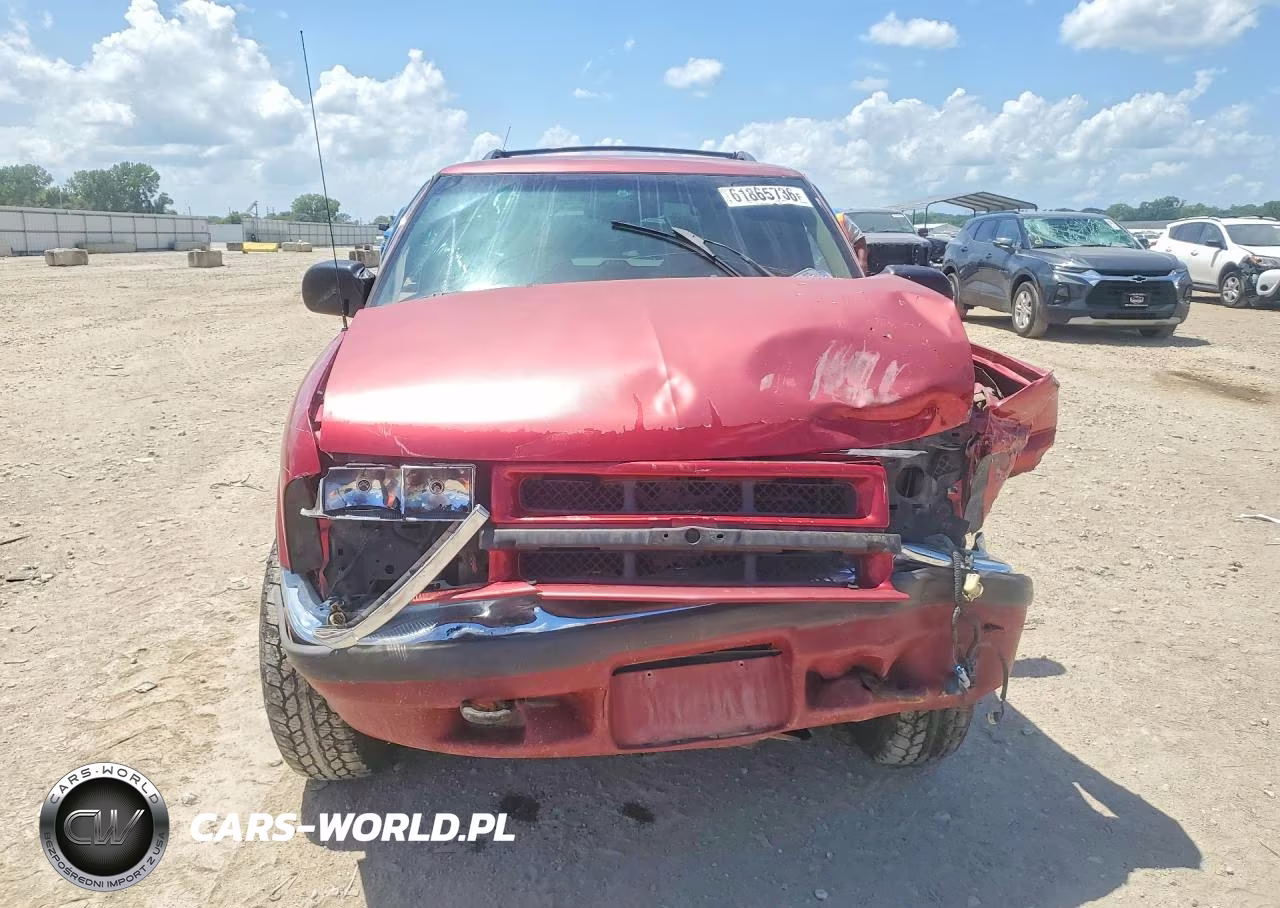 2001 Chevrolet Blazer VIN:1GNDT13W012187218 - 5