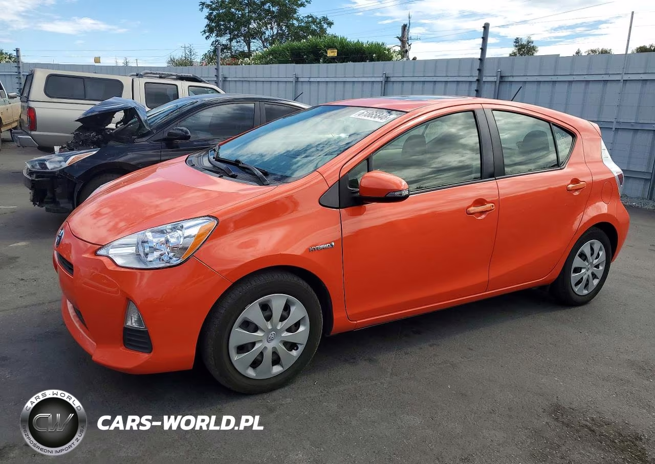 2013 Toyota Prius C Three