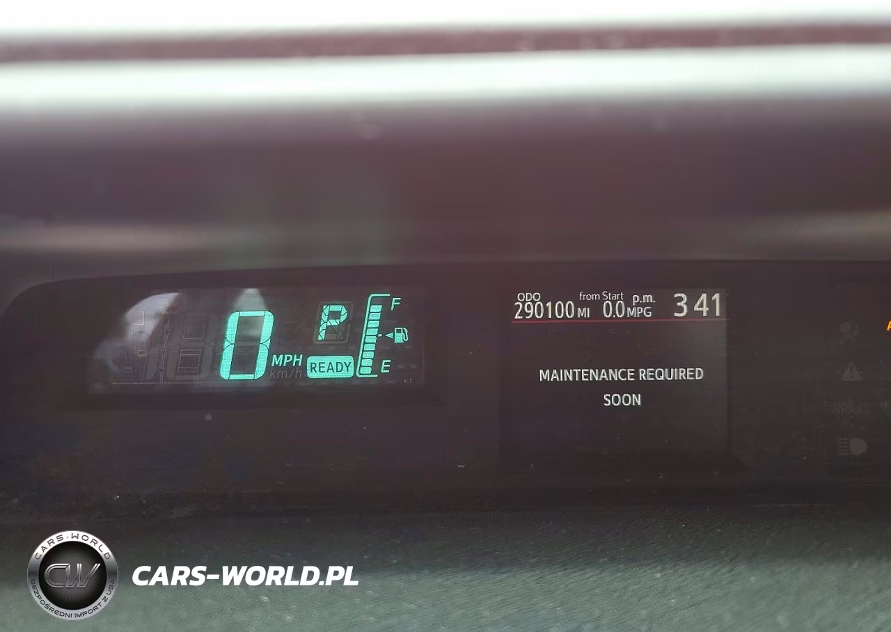 2013 Toyota Prius C Three VIN:JTDKDTB36D1038340 - 9
