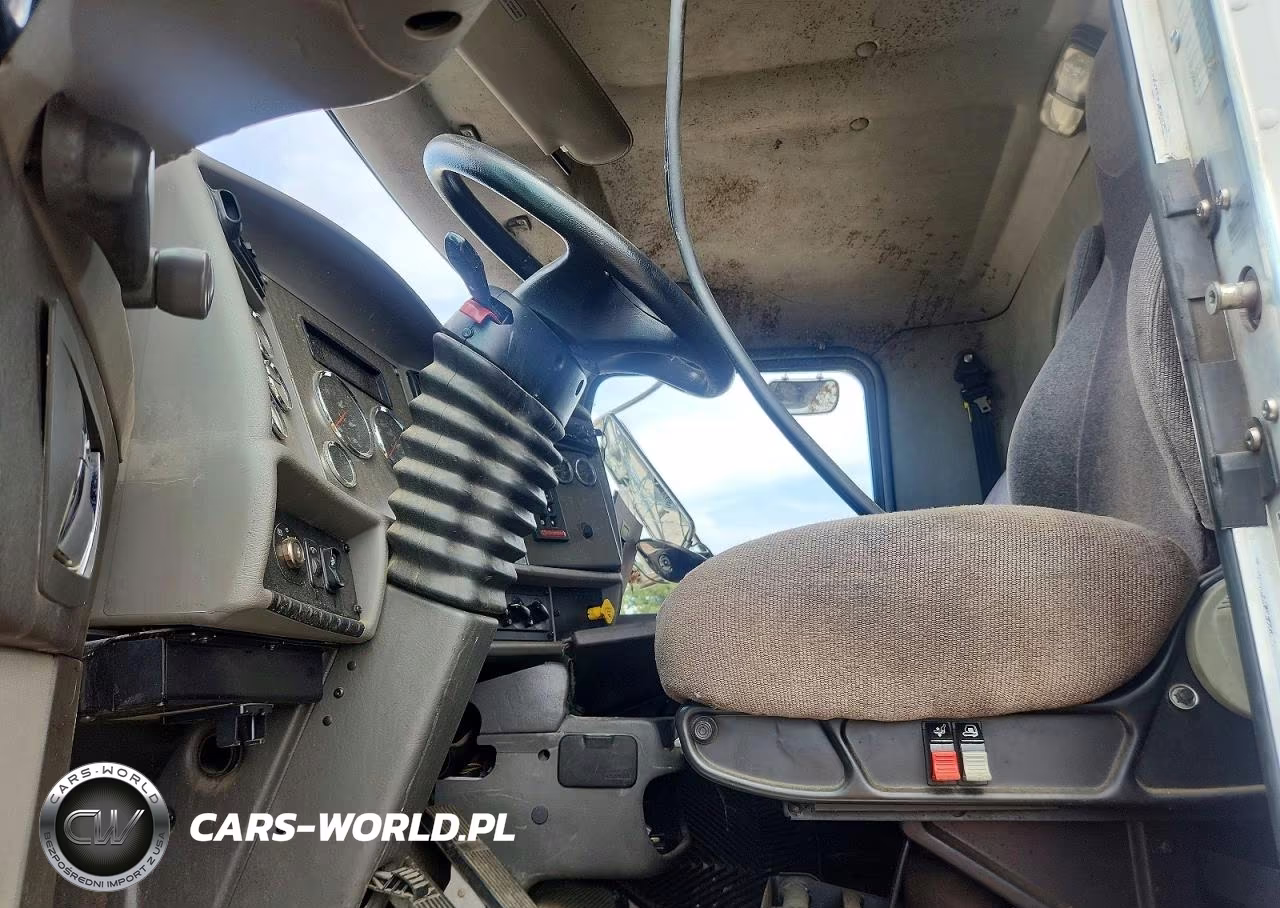 2019 Kenworth T300 Box Truck VIN:2NKHHM6X5KM257652 - 7