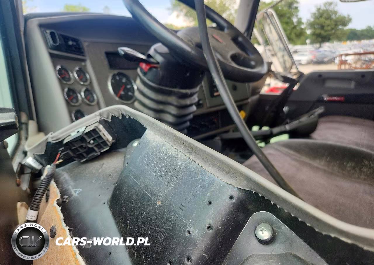 2019 Kenworth T300 Box Truck VIN:2NKHHM6X5KM257652 - 8