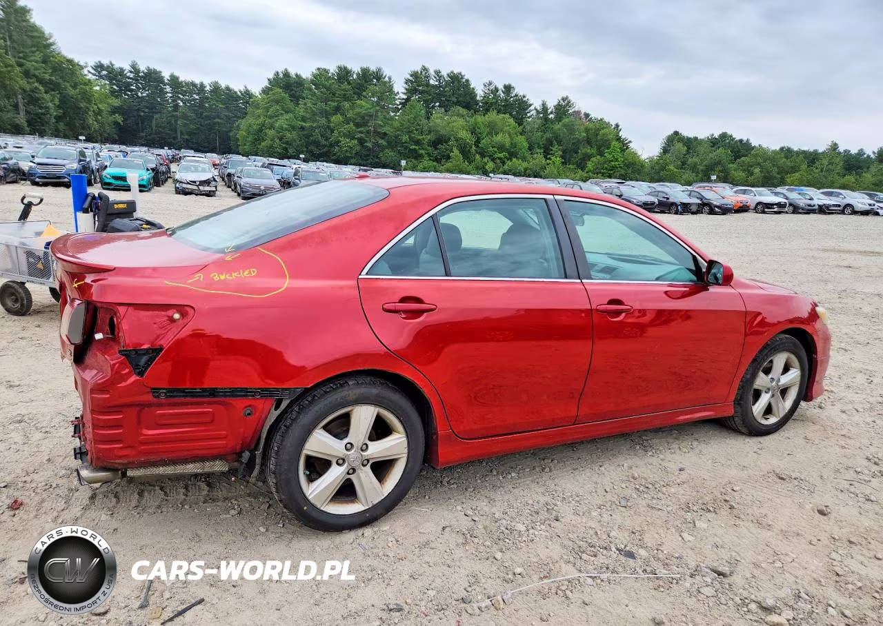 2010 Toyota Camry Se VIN:4T1BF3EKXAU056553 - 3