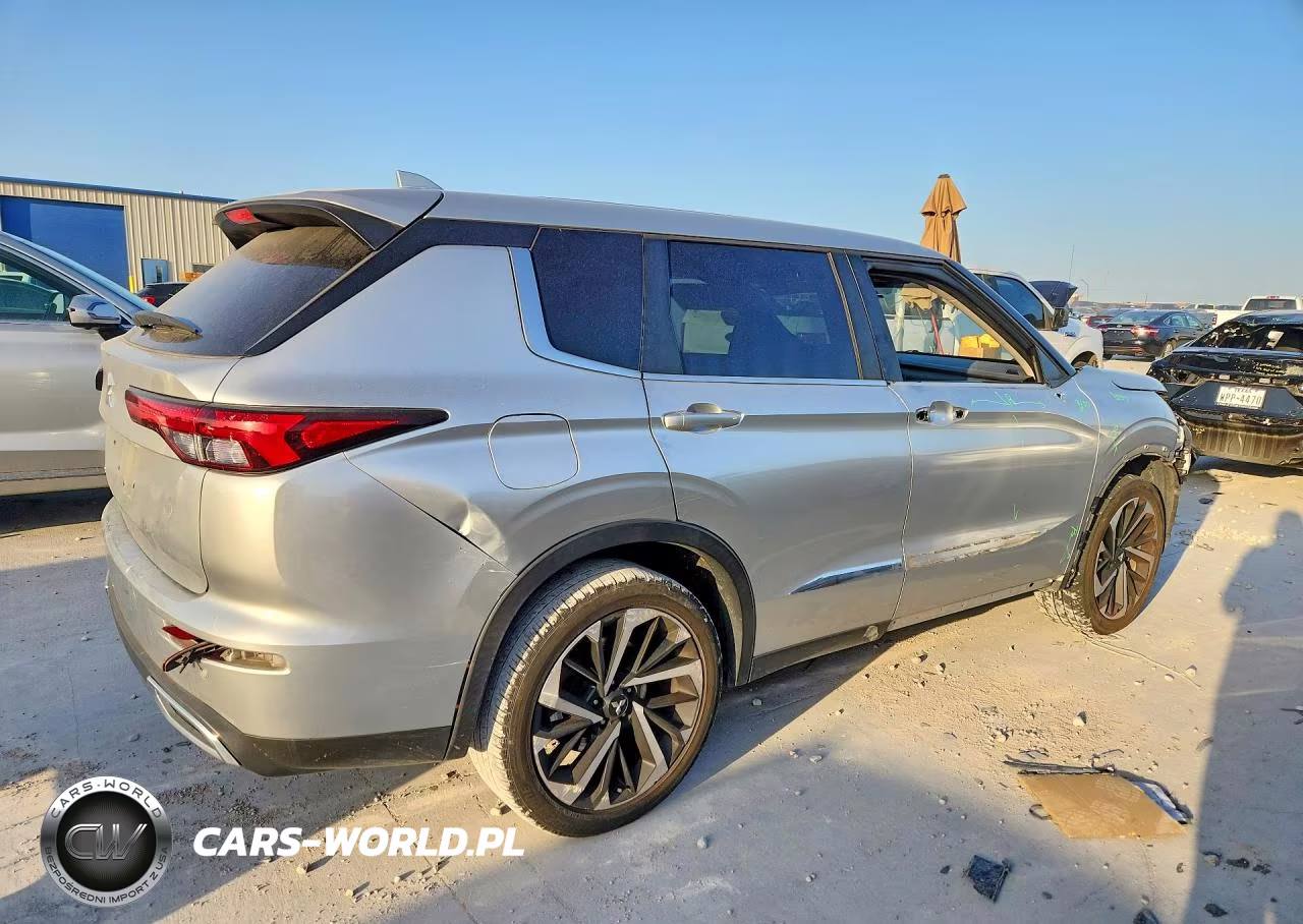 2022 Mitsubishi Outlander Es VIN:JA4J3TA80NZ018447 - 3