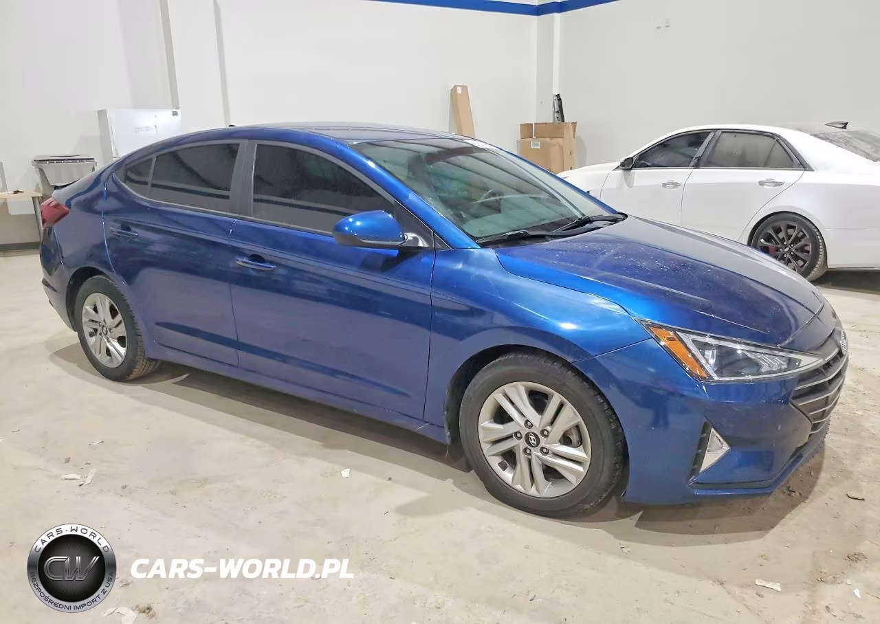 2020 Hyundai Elantra Sel VIN:5NPD84LF5LH557057 - 4
