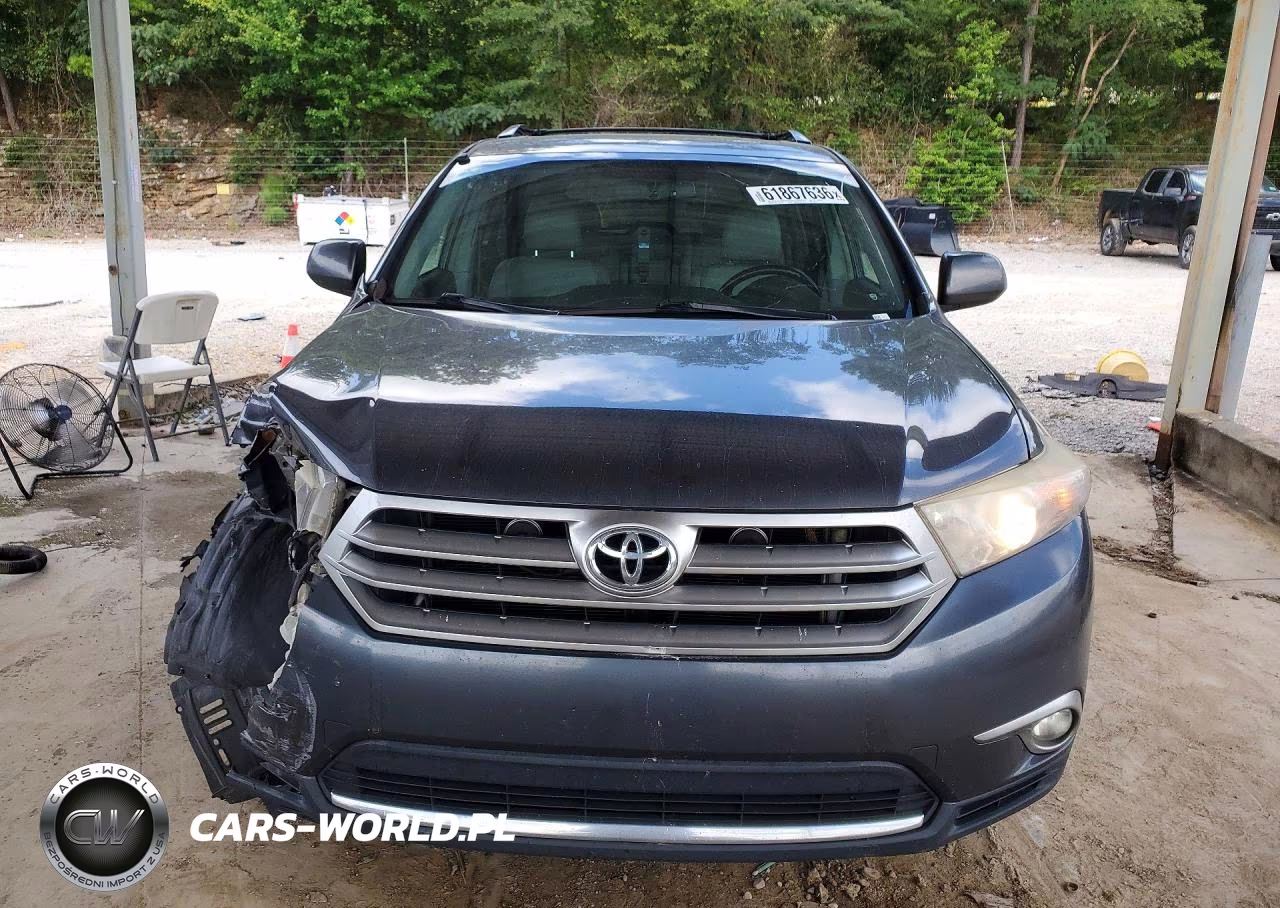 2013 Toyota Highlander Se VIN:5TDZK3EH8DS116714 - 5