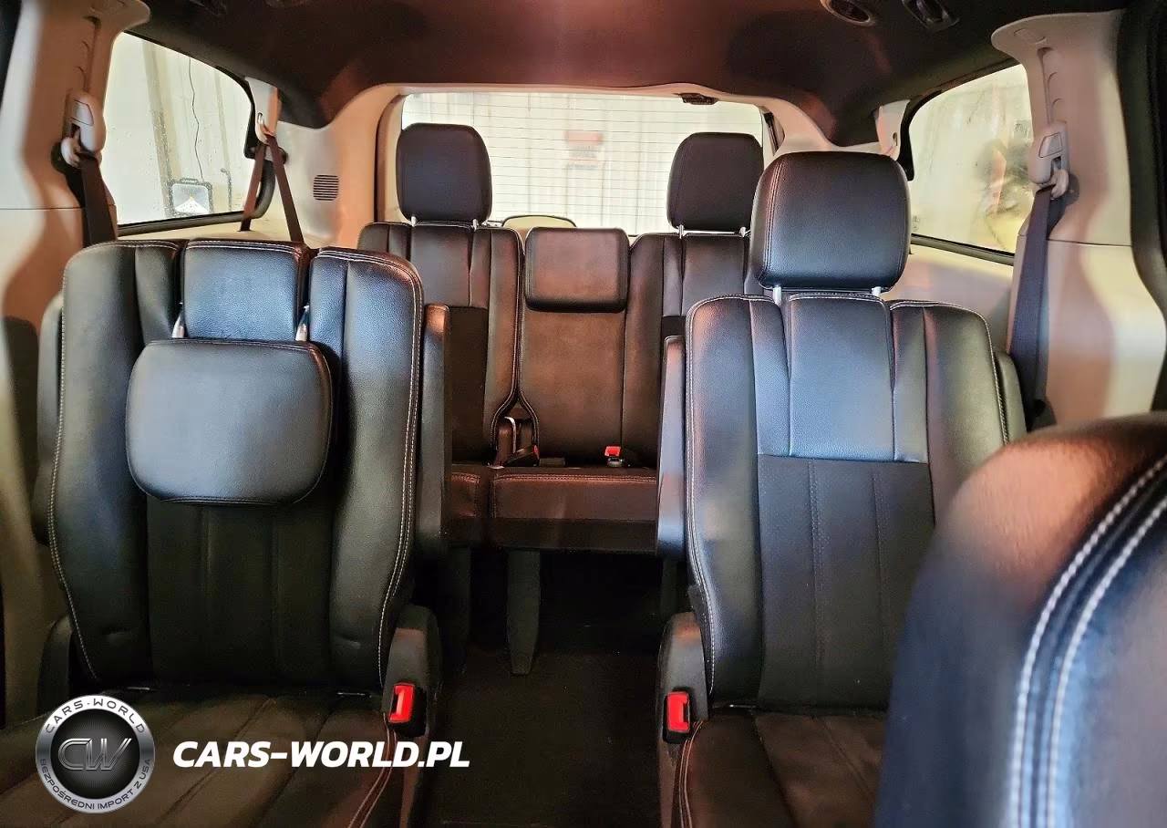 2019 Dodge Grand Caravan Sxt VIN:2C4RDGCG7KR776308 - 10