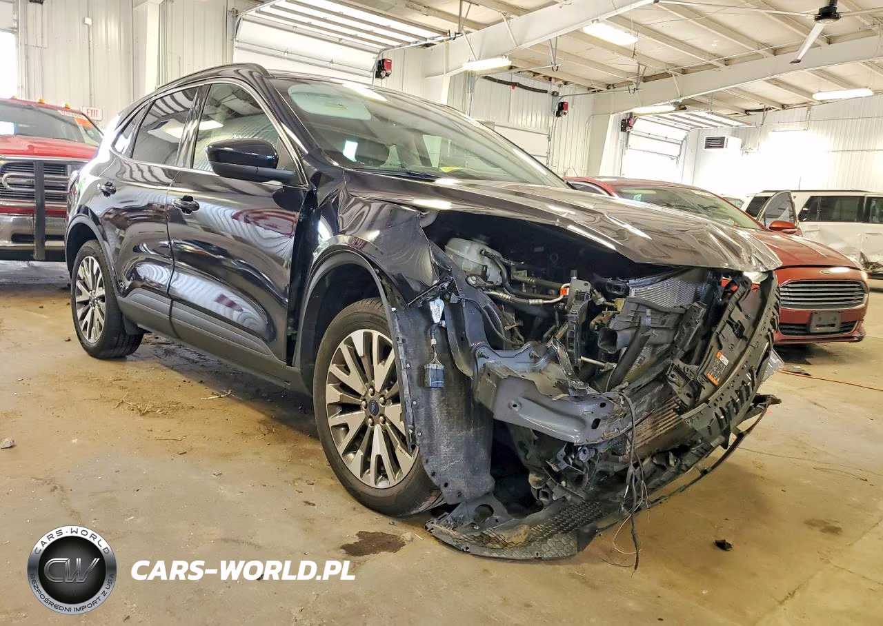 2021 Ford Escape Titanium VIN:1FMCU9J92MUA86845 - 4