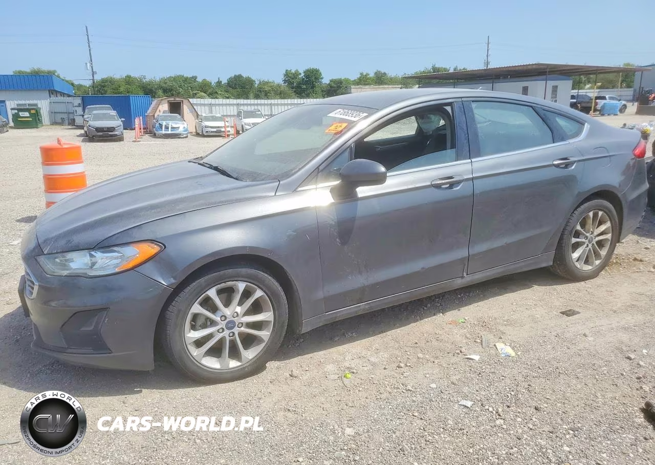 2020 Ford Fusion Se – zdjęcie 1 z 12