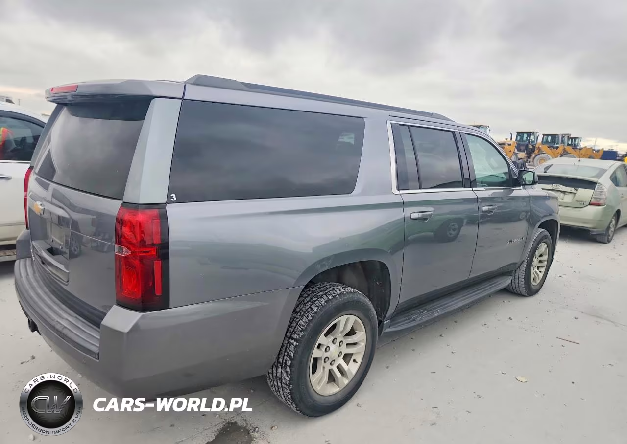 2018 Chevrolet Suburban C1500 Ls VIN:1GNSCGKC9JR187890 - 3