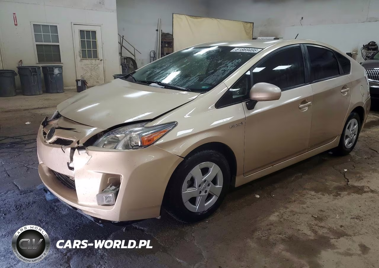 2011 Toyota Prius Two