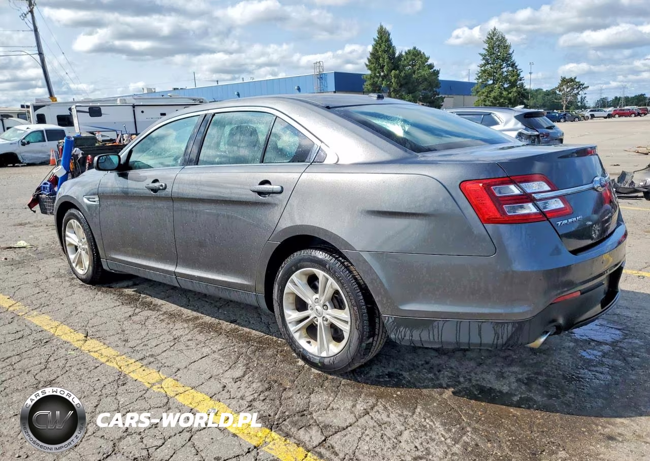 2015 Ford Taurus Sel VIN:1FAHP2E82FG202482 - 2
