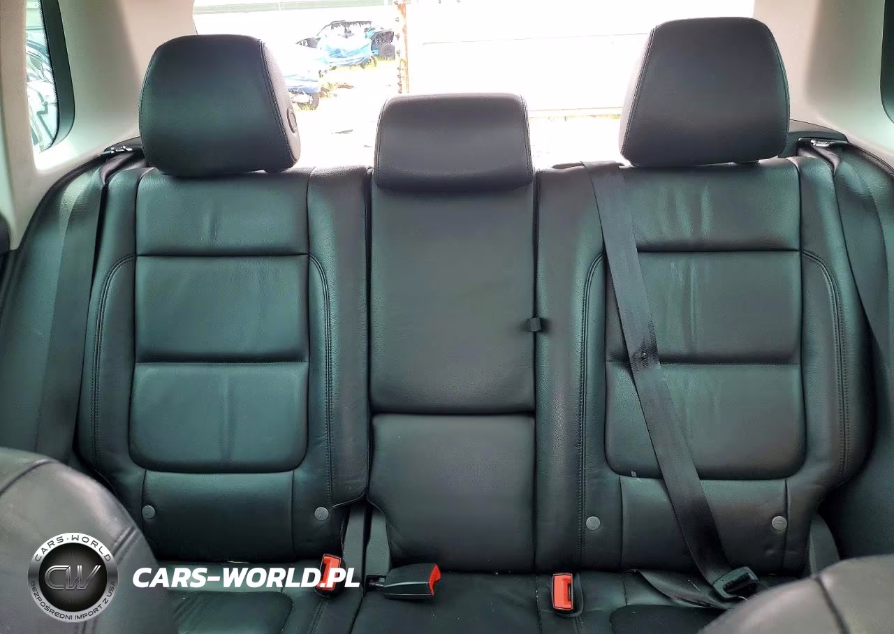 2012 Volkswagen Tiguan S VIN:WVGBV7AX5CW000443 - 10