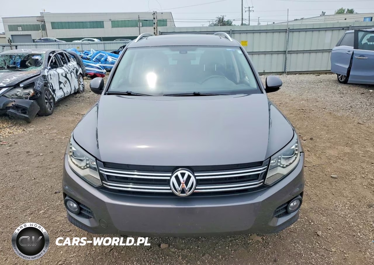 2012 Volkswagen Tiguan S VIN:WVGBV7AX5CW000443 - 5