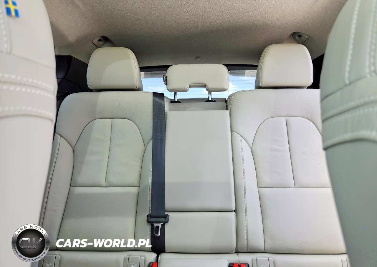 2023 Volvo Xc40 Plus VIN:YV4L12UN4P2915604 - 10