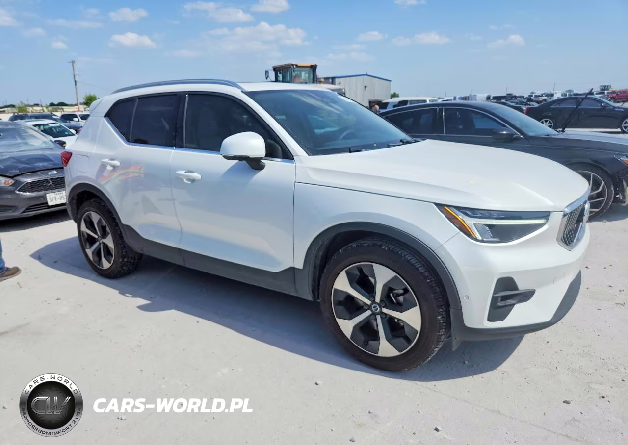 2023 Volvo Xc40 Plus VIN:YV4L12UN4P2915604 - 4
