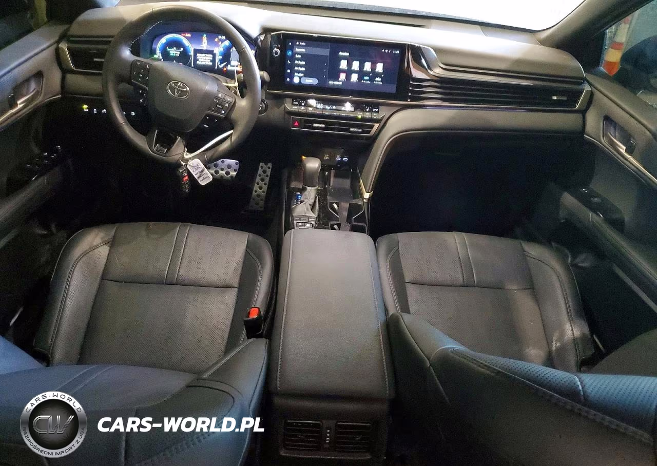 2026 Toyota Camry Xse VIN:4T1DAACK4TU656244 - 8