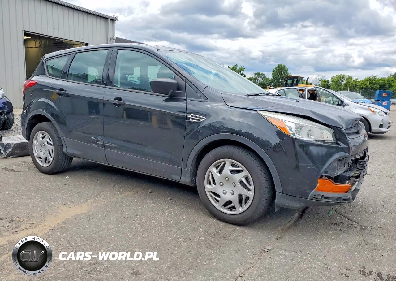 2014 Ford Escape S VIN:1FMCU0F70EUC44801 - 4
