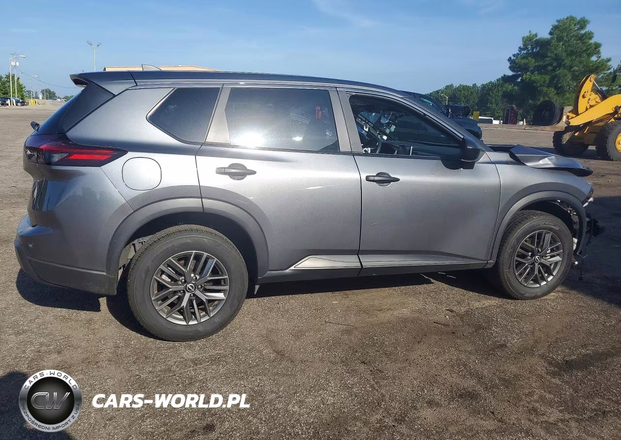 2024 Nissan Rogue S VIN:5N1BT3AA8RC676857 - 3