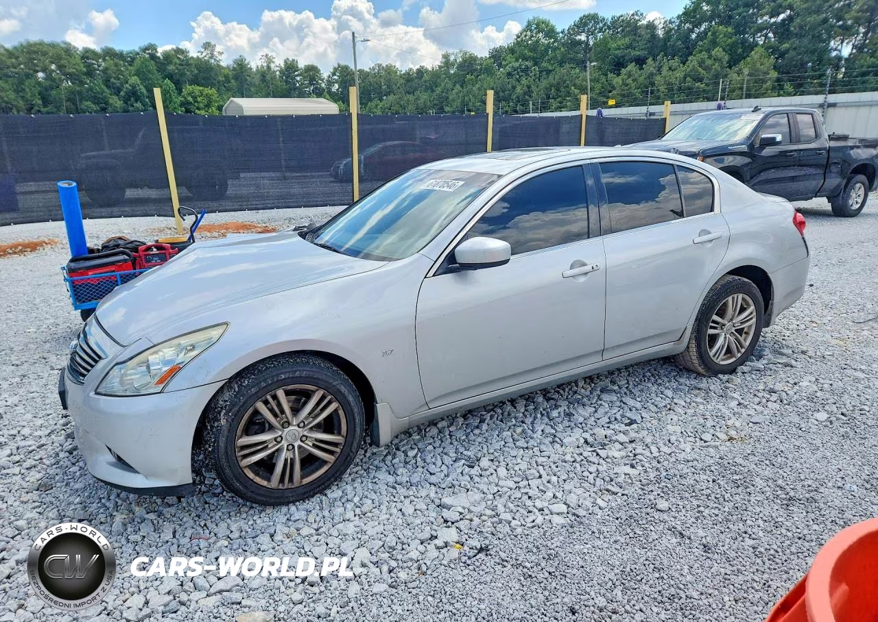 2015 Infiniti Q40 Base