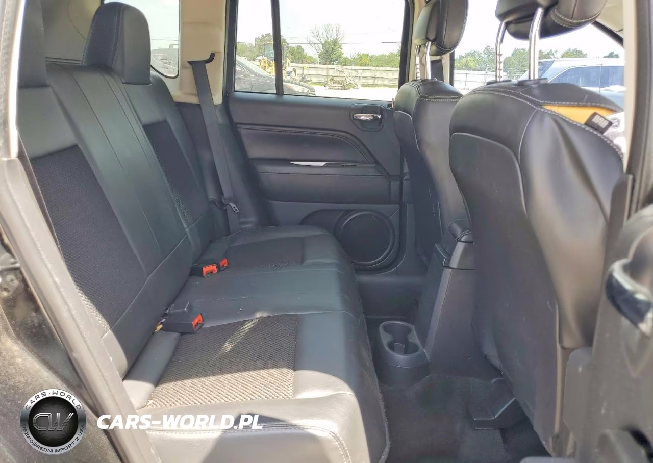 2014 Jeep Compass Latitude VIN:1C4NJCEA3ED648373 - 11