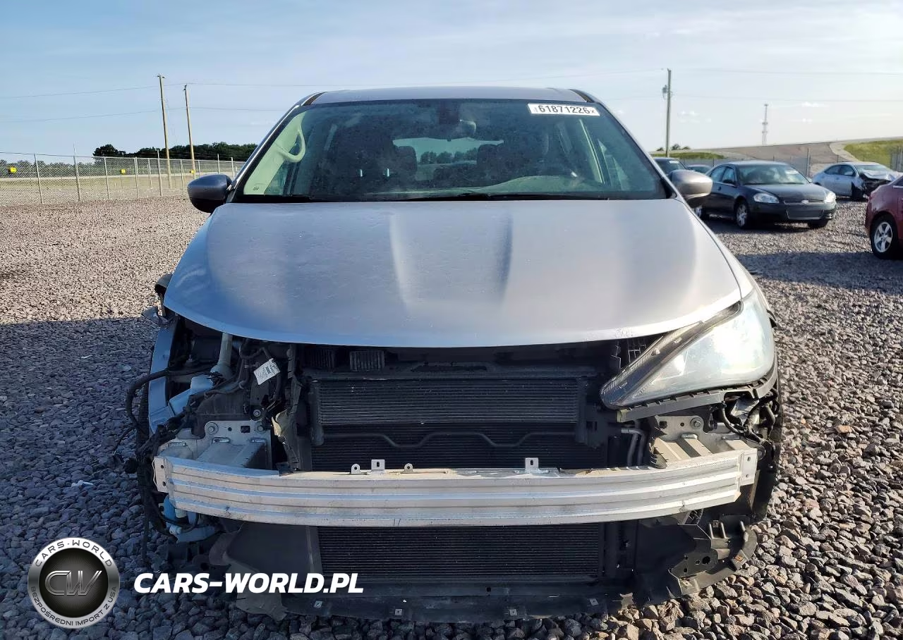 2017 Chrysler Pacifica Lx VIN:2C4RC1CG0HR565279 - 5