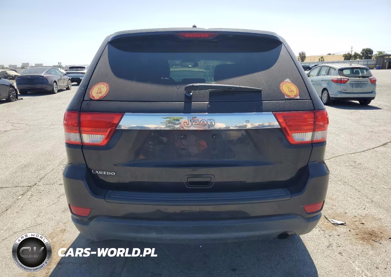 2013 Jeep Grand Cherokee Laredo VIN:1C4RJEAG6DC528661 - 6