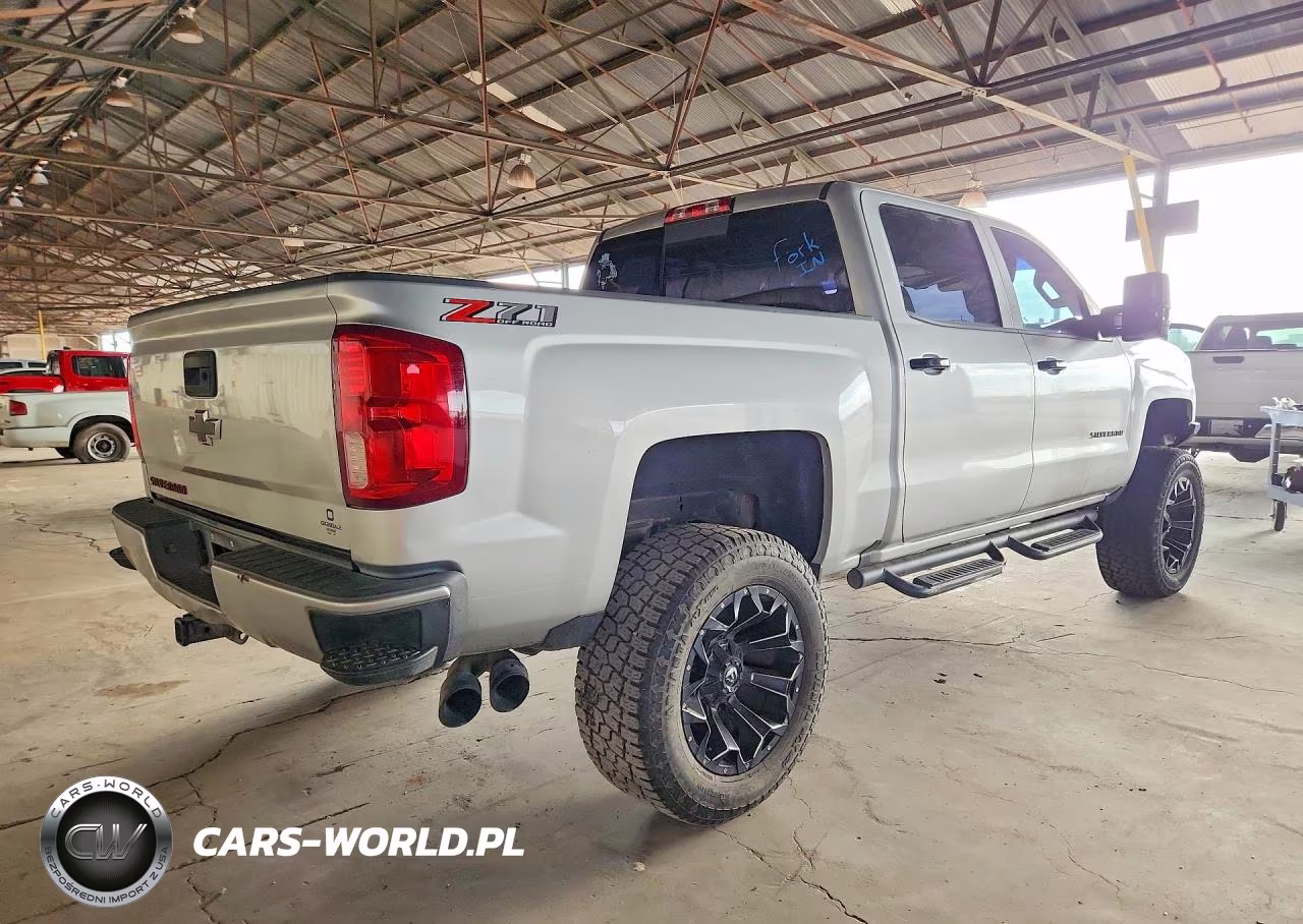 2018 Chevrolet Silverado K1500 Ltz VIN:3GCUKSEC8JG176074 - 3