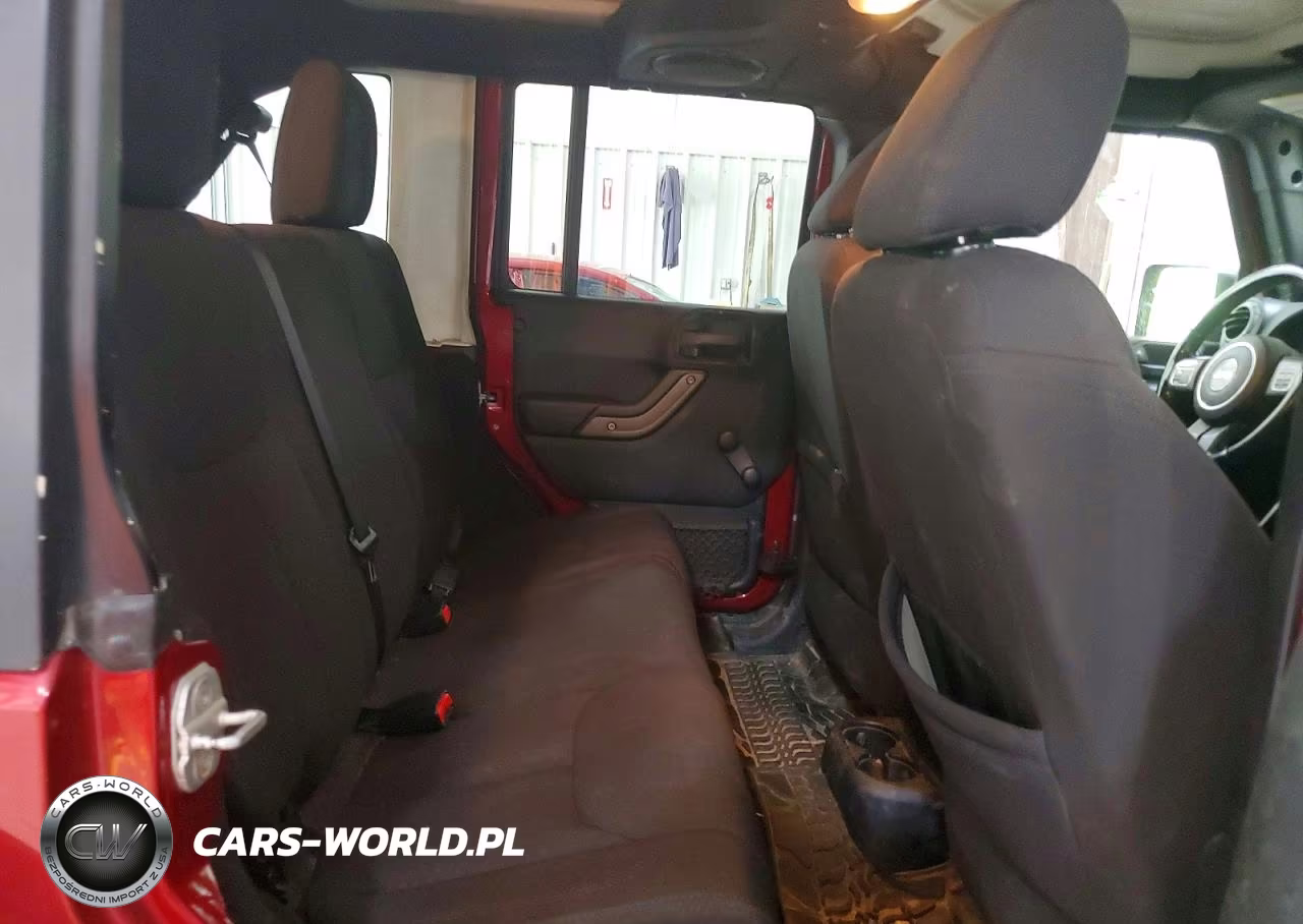2013 Jeep Wrangler Unlimited Sport VIN:1C4BJWDG2DL547548 - 11