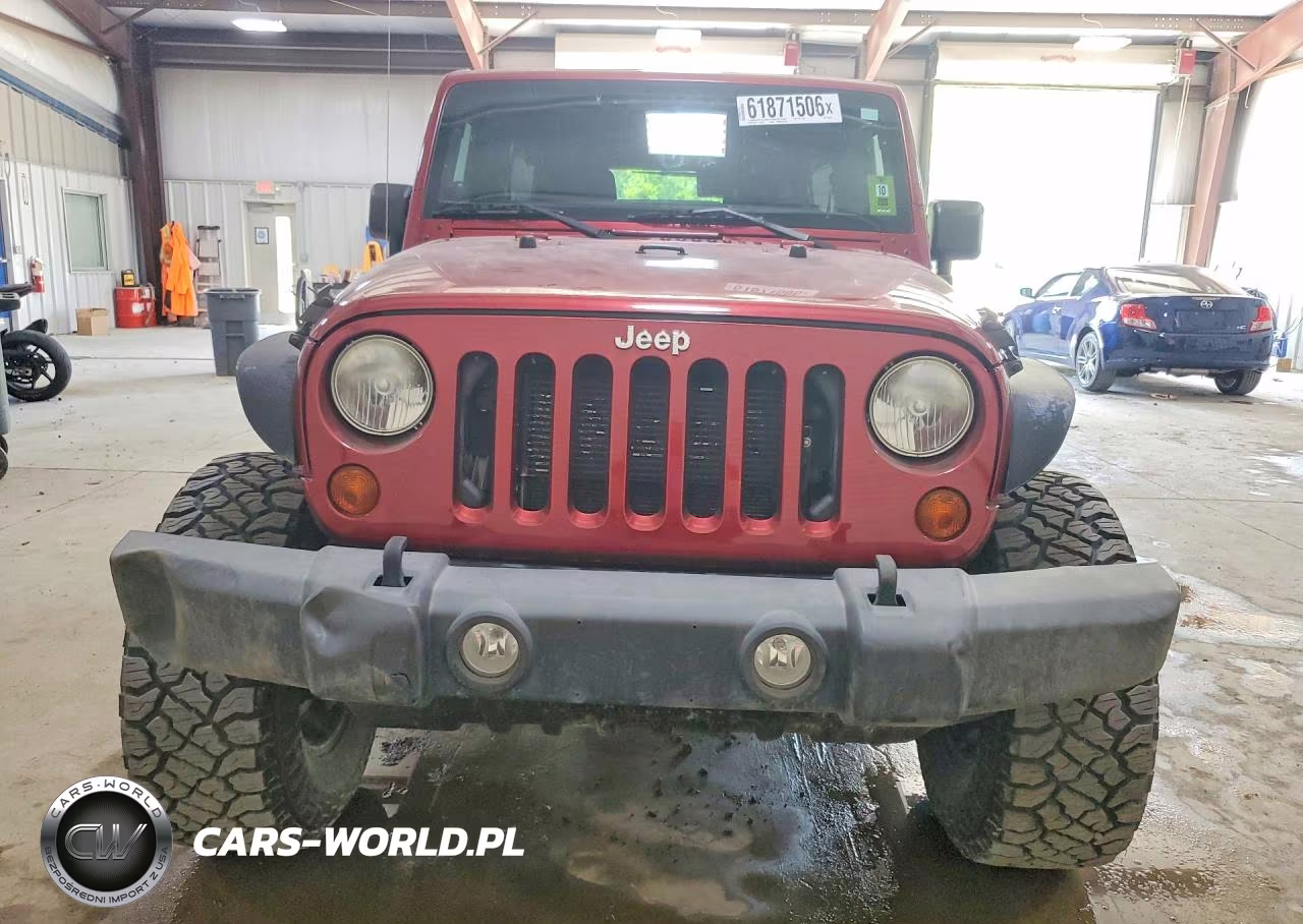 2013 Jeep Wrangler Unlimited Sport VIN:1C4BJWDG2DL547548 - 5