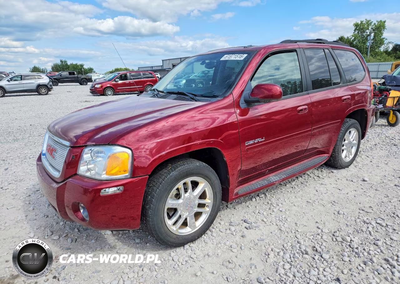 2009 GMC Envoy Denali – zdjęcie 1 z 13