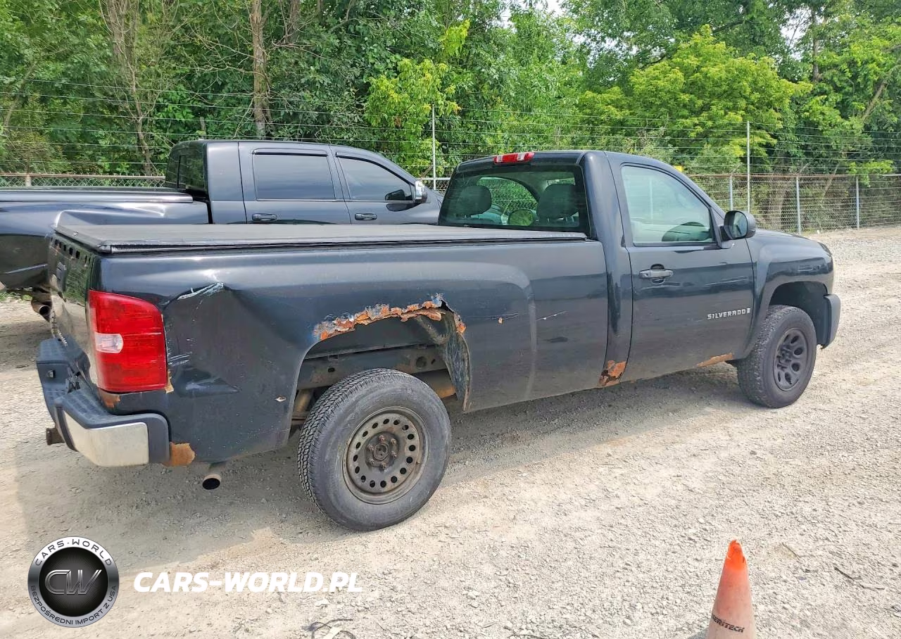 2007 Chevrolet Silverado C1500 Classic VIN:1GCEC14X37Z640056 - 3