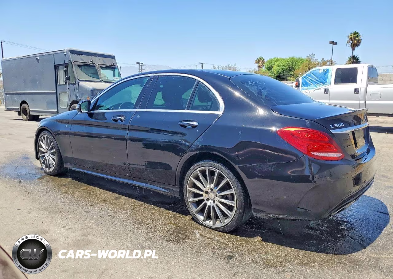 2017 Mercedes-Benz C 300 VIN:55SWF4JB3HU194552 - 2