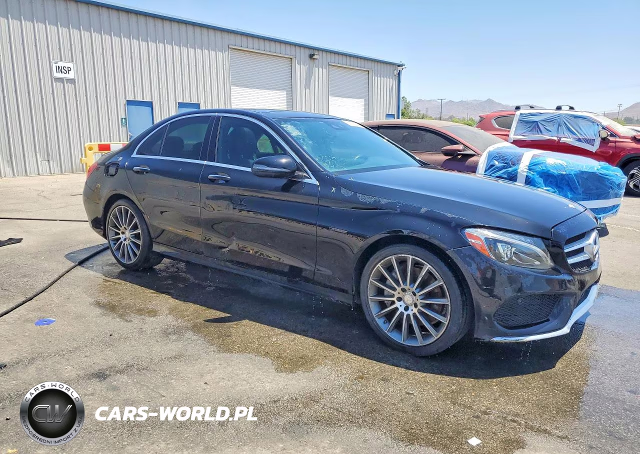2017 Mercedes-Benz C 300 VIN:55SWF4JB3HU194552 - 4