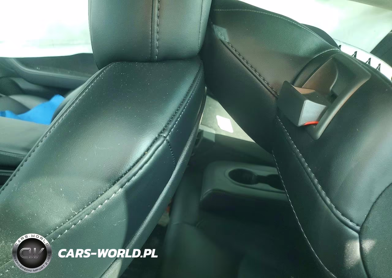 2021 Tesla Model 3 VIN:5YJ3E1EA1MF082673 - 10