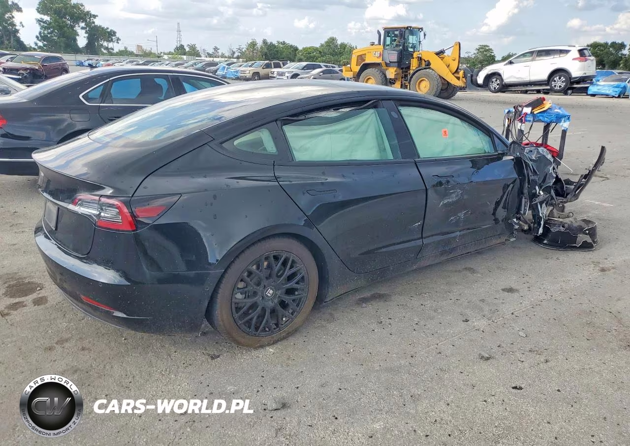 2021 Tesla Model 3 VIN:5YJ3E1EA1MF082673 - 3