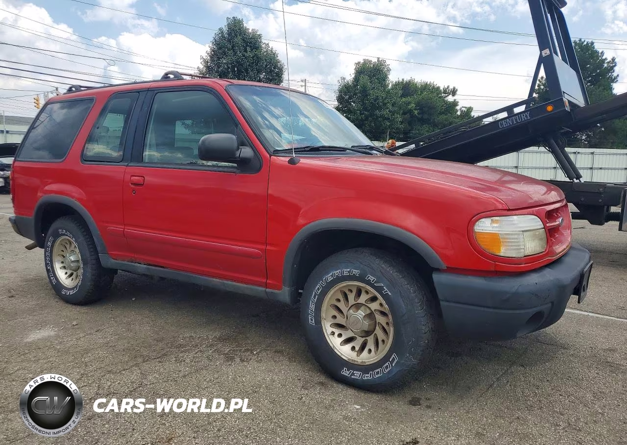 1999 Ford Explorer VIN:1FMYU22X5XUC68229 - 4