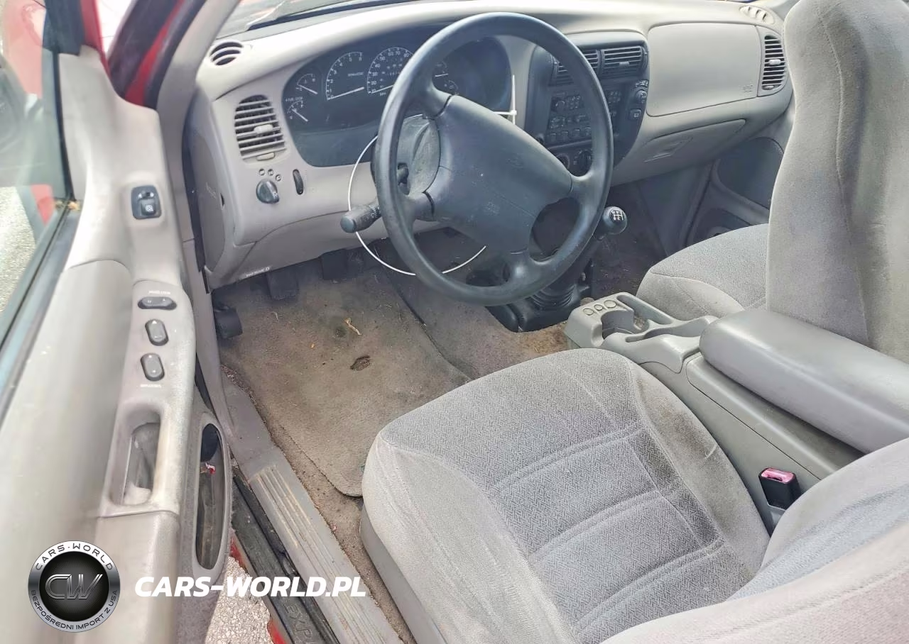 1999 Ford Explorer VIN:1FMYU22X5XUC68229 - 8