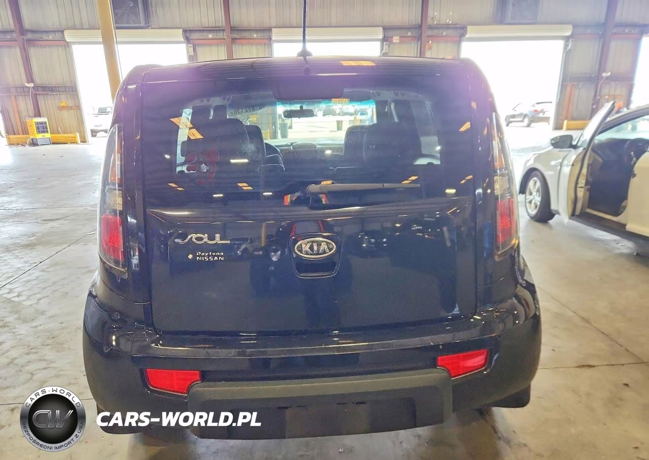 2011 Kia Soul + VIN:KNDJT2A22B7254830 - 6
