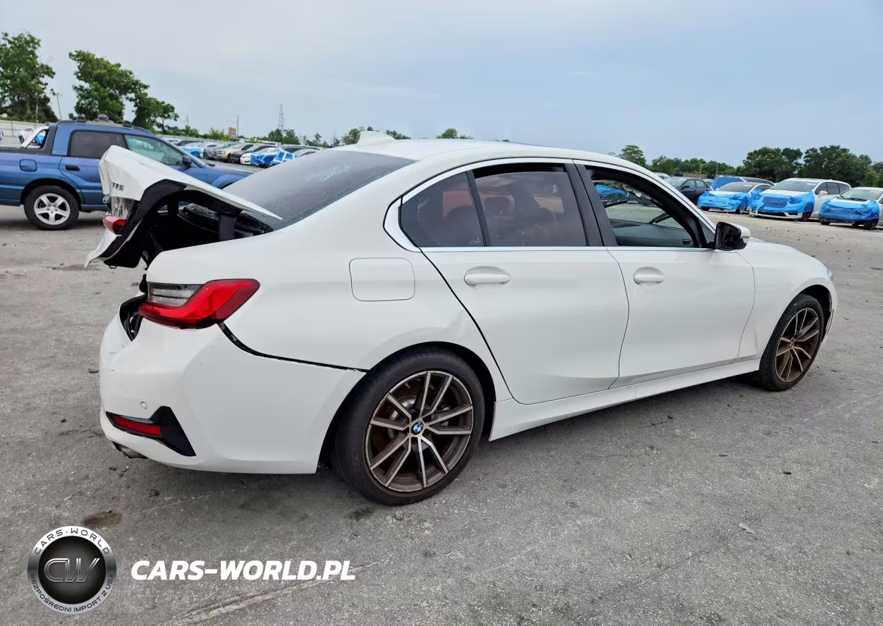 2019 BMW 330I VIN:WBA5R1C55KAE82213 - 3